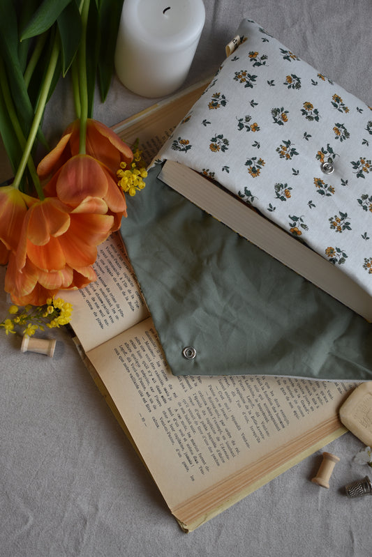 Pochette de livres BROCHÉE CAMOMILLE